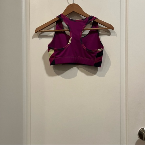 Nike Dri-Fit Swoosh Sports Bra - Picture 3 of 3